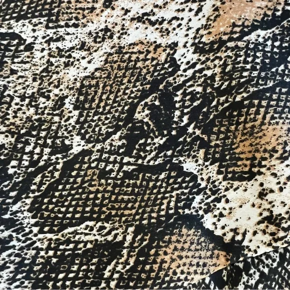 NWT • ZARA Satin Snakeskin Skort - Picture 4 of 9